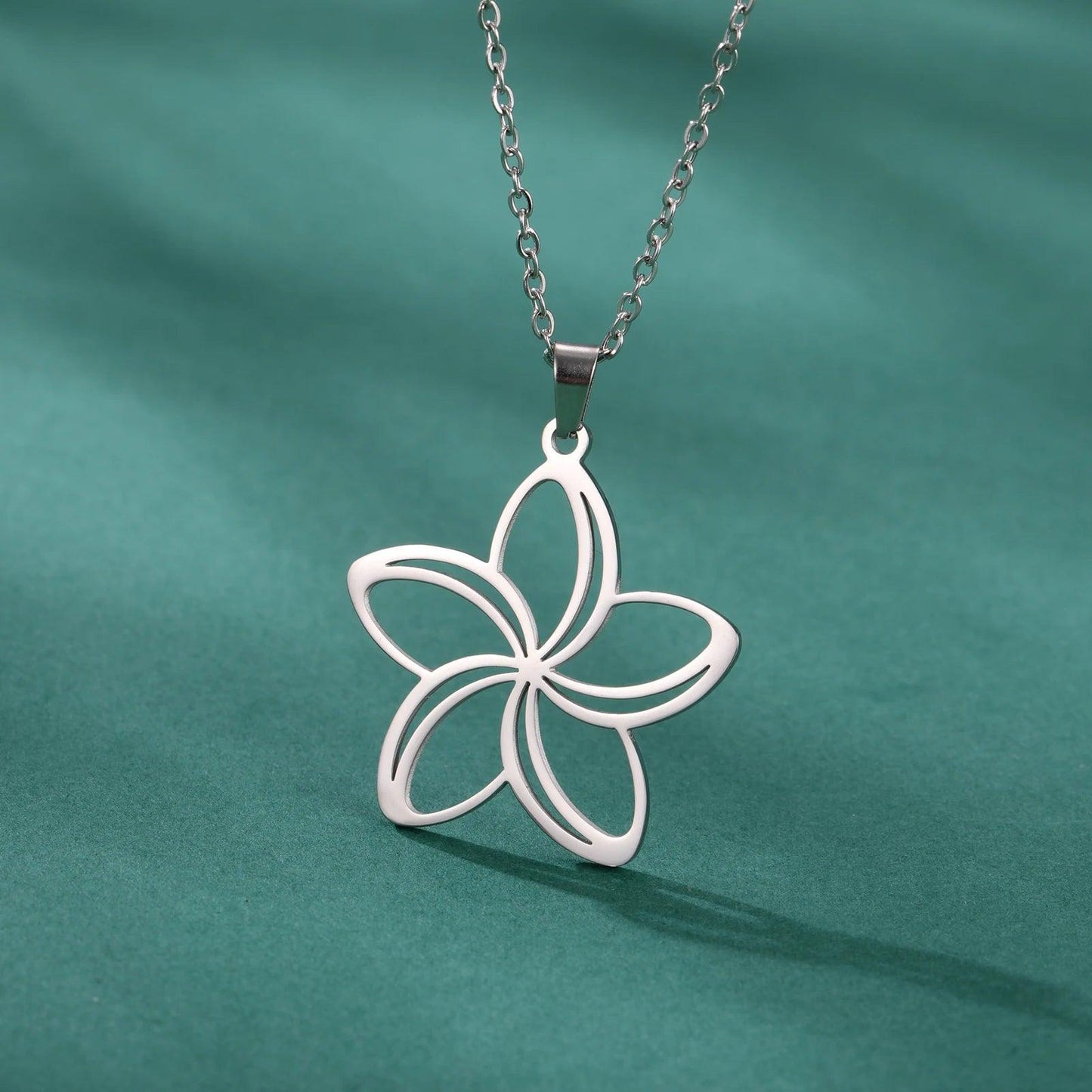 Skyrim Five petal Flower Pendant Stainless Steel Necklace Men and Women Lovers Fashionable and Minimalist Wedding Gifts Jewelry - So Real Fashion