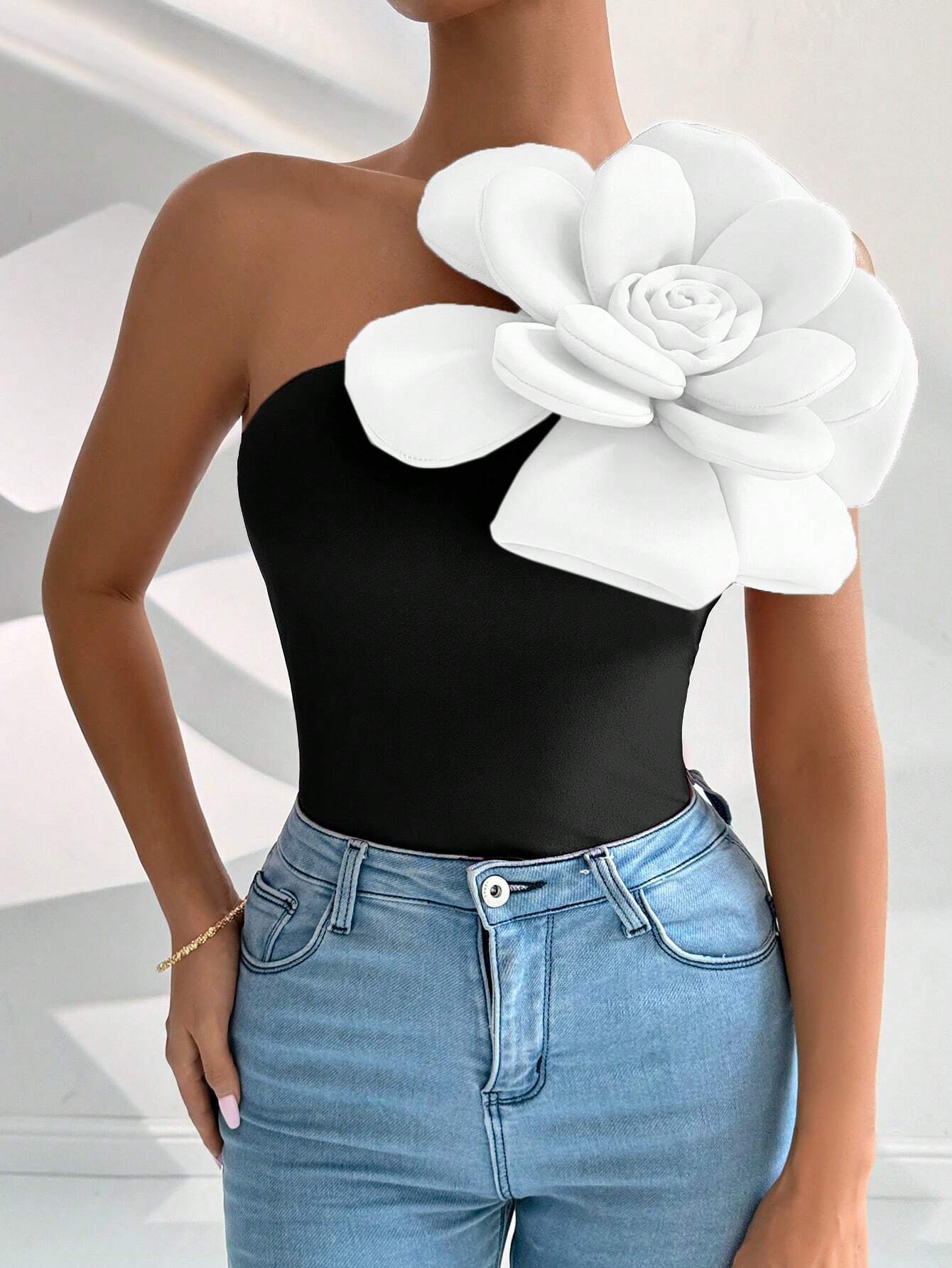 Raffinéa Floral 3D Elegant OneShoulder Summer Blouse - So Real Fashion